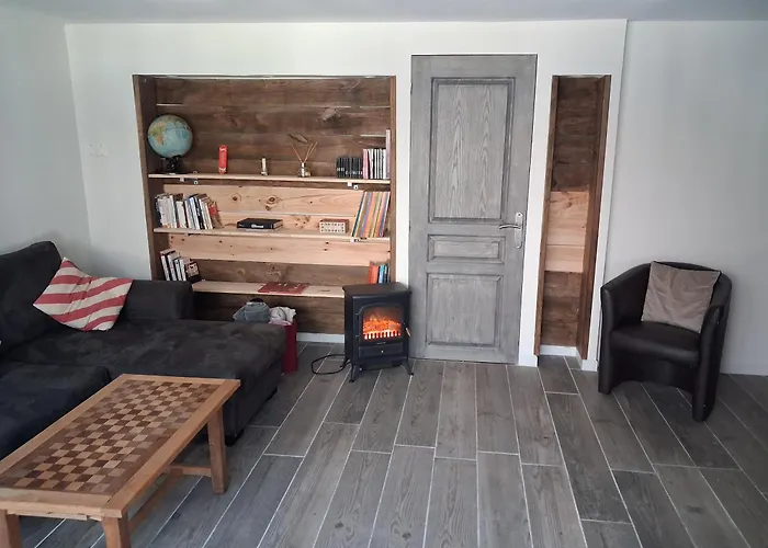 Tatil Evi Jolie Maison,terrasse, Jardin 5 Minutes De La De La Chambrette Avec Restos Les Pieds Dans Le Sable