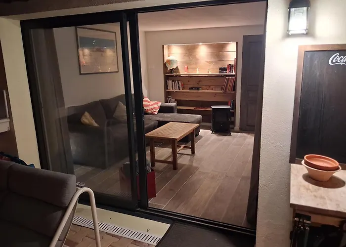 Tatil Evi Jolie Maison,terrasse, Jardin 5 Minutes De La De La Chambrette Avec Restos Les Pieds Dans Le Sable *
