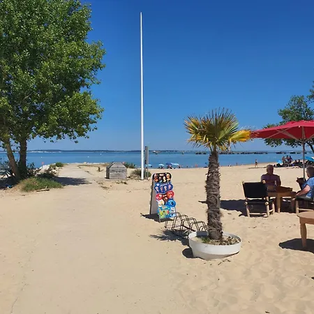 Cocon En Rez-de-jardin Entre Commerces, Plages Et Restos Les Pieds Dans Le Sable Le Verdon-sur-Mer